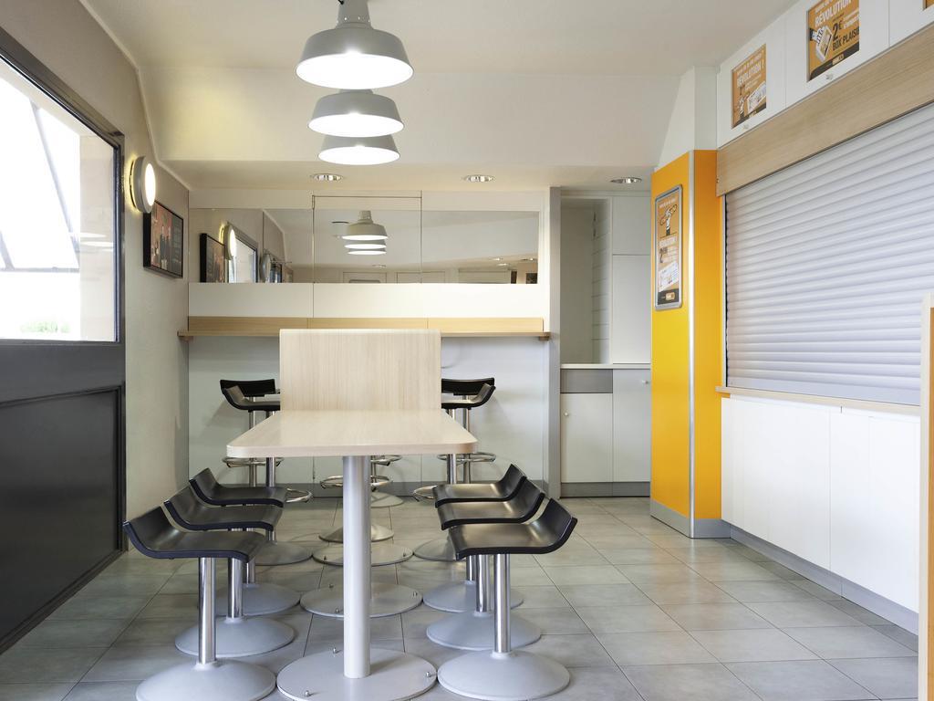 Hotelf1 Tours Sud Chambray-les-Tours Bagian luar foto